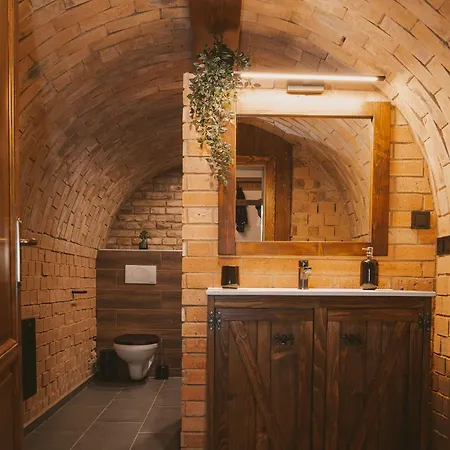 شقة Suttogo Vendeghaz *