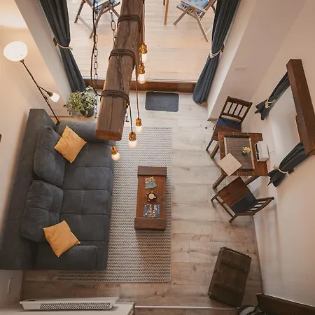 Suttogo Vendeghaz Ságvár